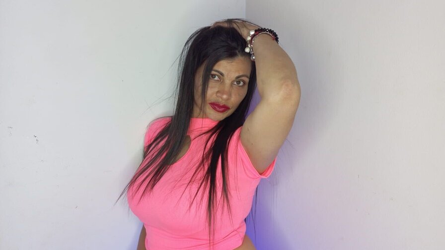 NayaraGray